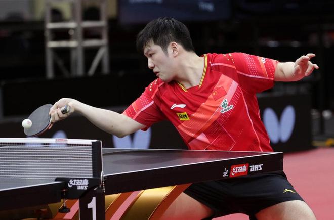 之间的球员 之间的球员