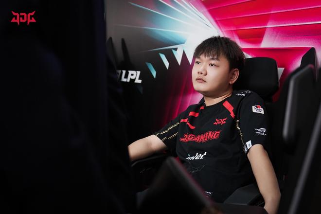 的赞赏不断 的赞赏不断